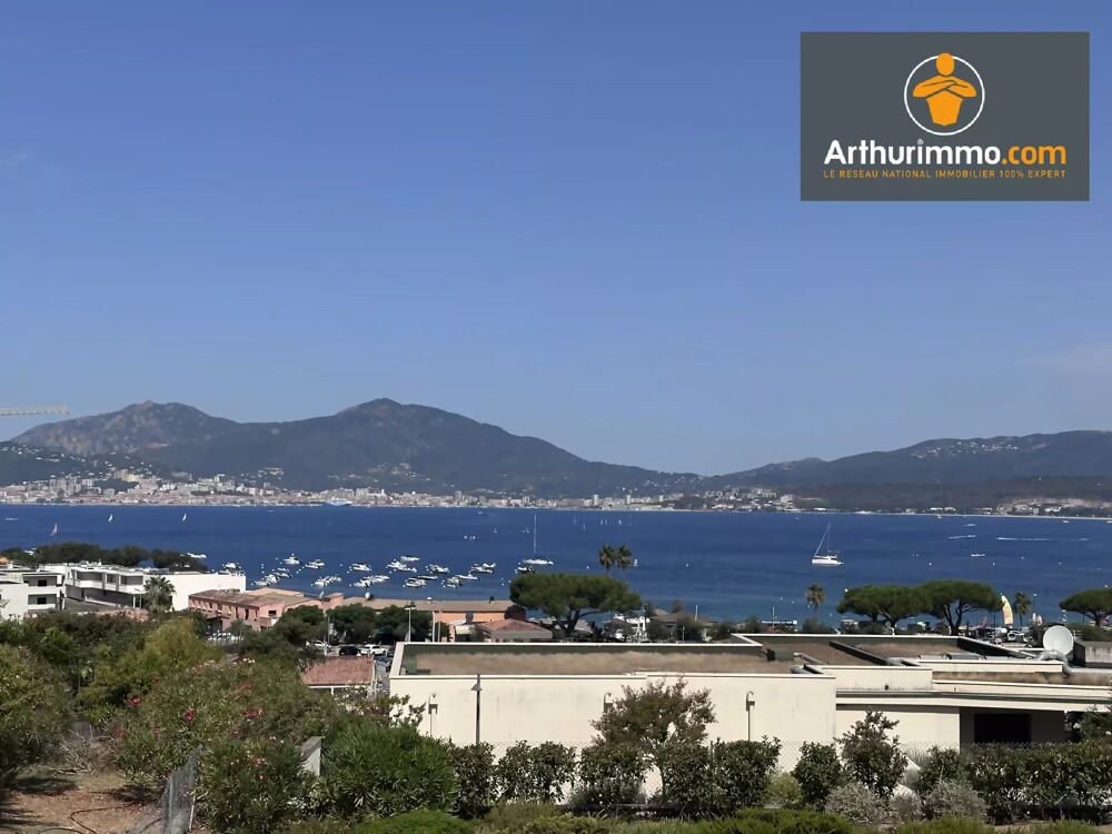Appartement vue mer au coeur de Porticcio