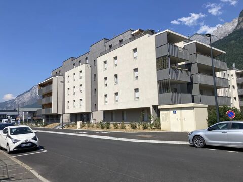   F1 2e �tage - SALLANCHES (Rue de Verdun/Dynastar) Appartement - 2 pi�ce(s) - 35 m�