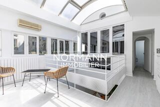 Vente Appartement PARIS 15 - COMMERCE / RUE DU THEATRE - MAISON SUR 3 NIVEAUX - 6 Paris 15