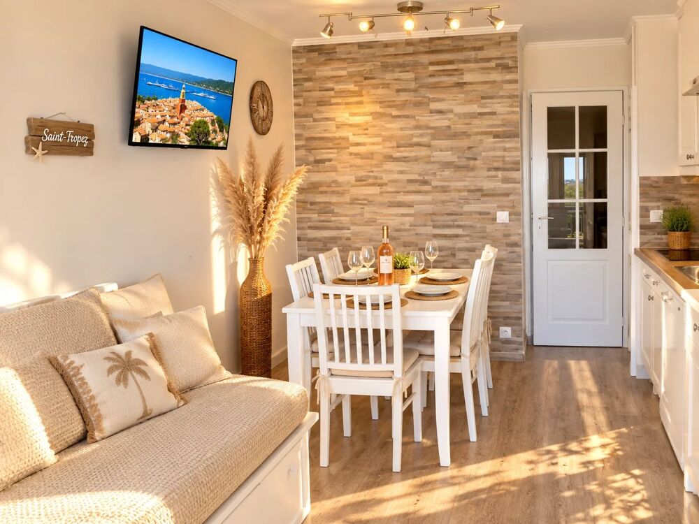 Vente Appartement 2 PIÈCES MAGNIFIQUE VUE MER Grimaud