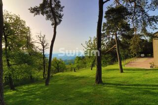  Maison � vendre 15 + pi�ces 829 m�