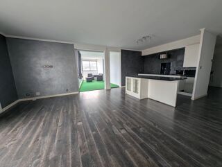  Appartement à louer 3 pièces 98 m²