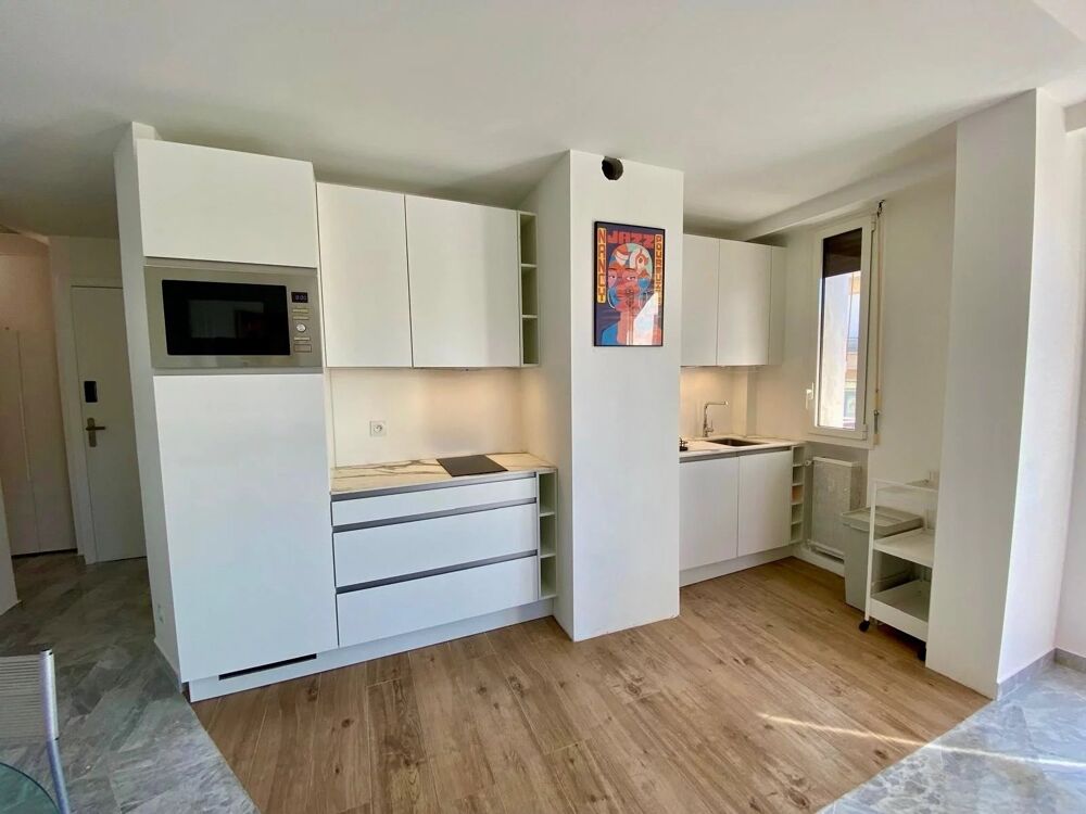 Location Appartement NICE- CARRE D'OR:BD VICTOR-HUGO Nice