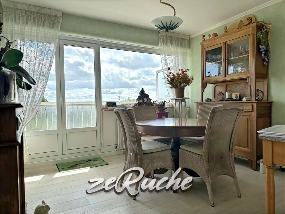 Vente Appartement Appartement lumineux à Hérouville-Saint-Clair au dernier étage Hérouville-saint-clair