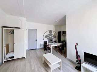  Appartement à louer 1 pièce 30 m²