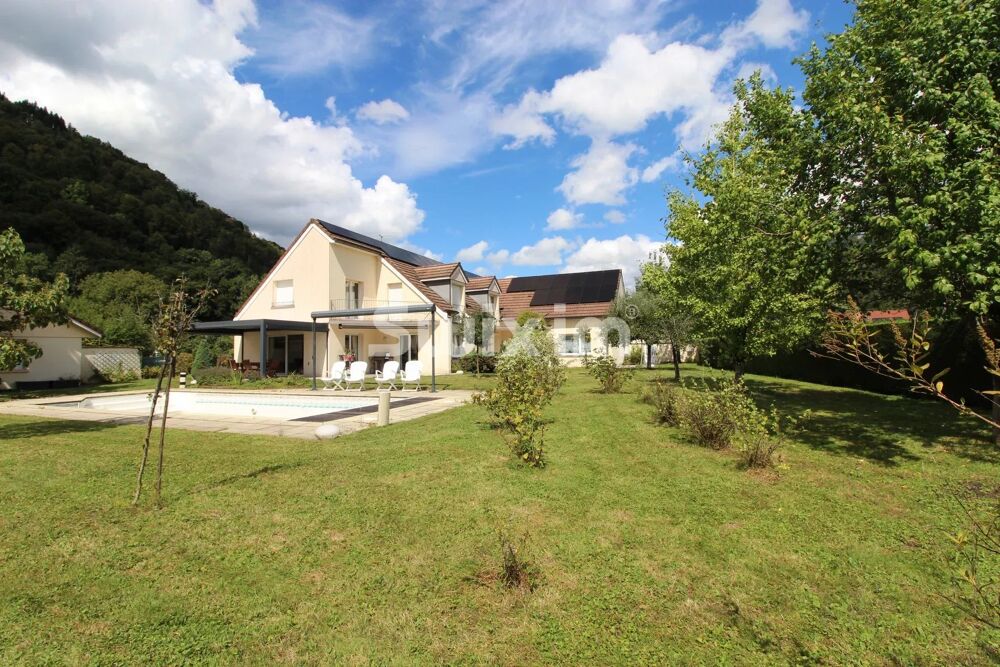 Vente Maison Maison d'Exception avec Piscine Maîche