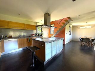  Maison à vendre 10 pièces 148 m²