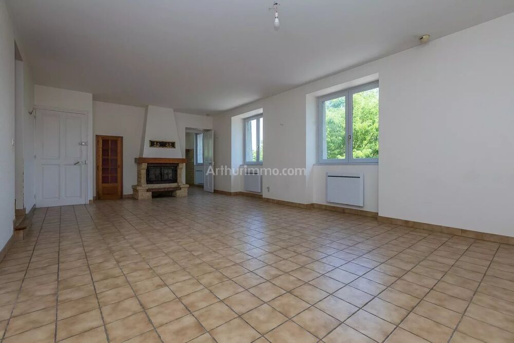 Vente Maison Maison 127 m² - ST JEAN DE SOUDAIN Saint-jean-de-soudain