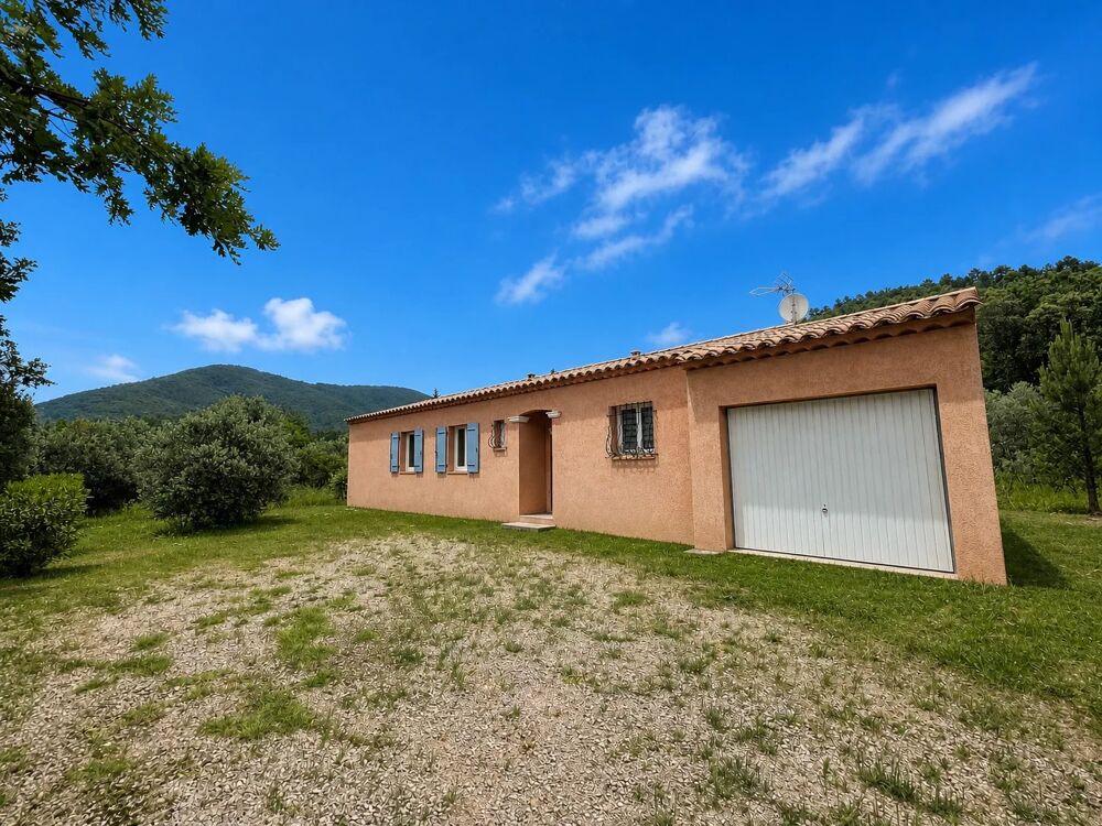 Les Mayons - 110 m² - terrain 4500 m²