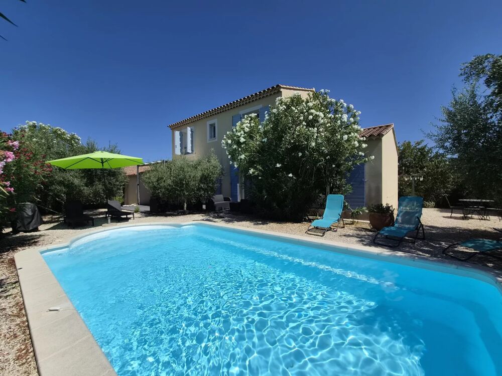 Vente Maison CHEVAL-BLANC – Villa récente avec piscine, 4 chambres et calme a Cheval-blanc