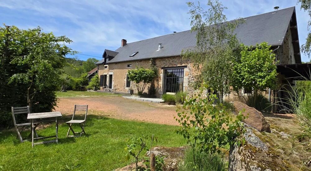 Vente Villa Maison de campagne, rénovation soignée, vue et terrain avec deux Saulieu