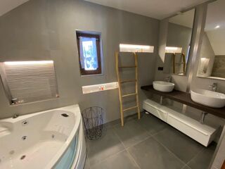  Maison � vendre 8 pi�ces 275 m�