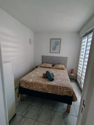  Appartement à louer 2 pièces 27 m²