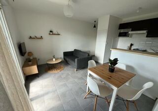  Appartement � louer 2 pi�ces 34 m� Labastidette