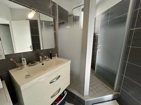  Appartement � louer 4 pi�ces 81 m�