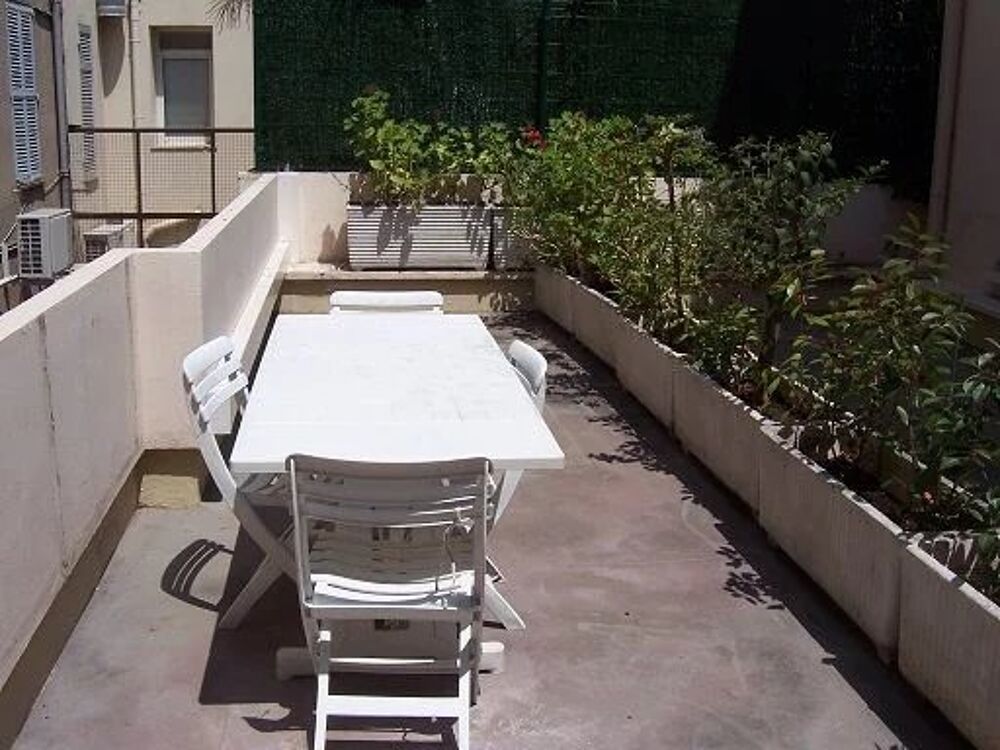 Location Appartement Deux pièces de 42m² avec terrasse de 20m² et parking Cannes