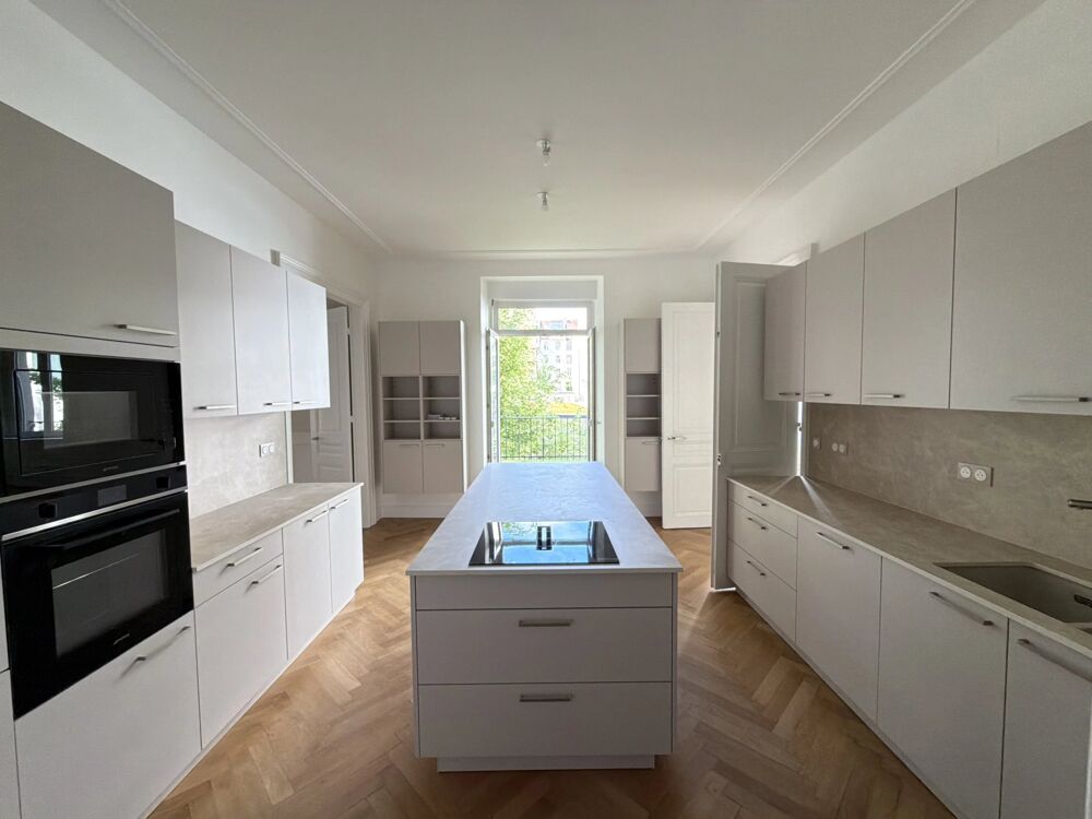 Orangerie, appartement 6 pièces de 169 m2 avec terrasse