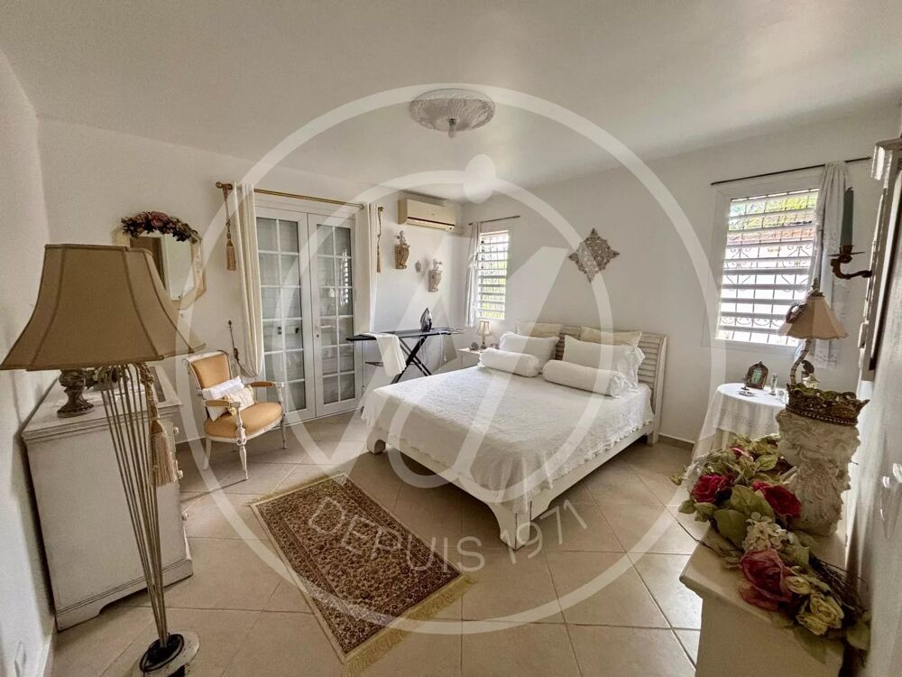 À VENDRE : MAISON T4 DE PLAIN-PIED À PETIT-BOURG (VERNOU) - 550