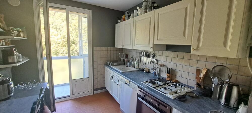 Vente Appartement Eybens Le Bourg - T3 en dernier étage, cave Eybens