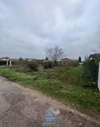  Terrain à vendre 5 pièces 660 m²