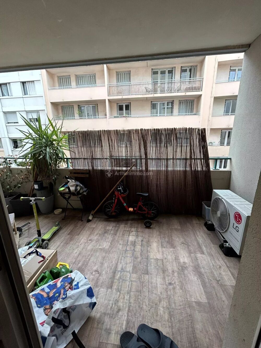 Location Appartement À louer – Très beau T4 meublé de 81 m² avec balcon et garage – V Villeurbanne
