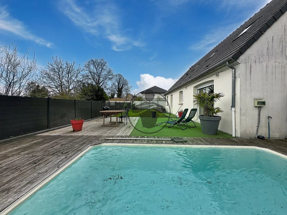 Spacieuse maison familiale avec piscine