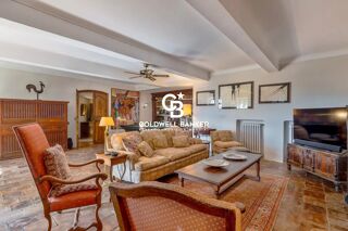  Villa � vendre 15 + pi�ces 610 m�