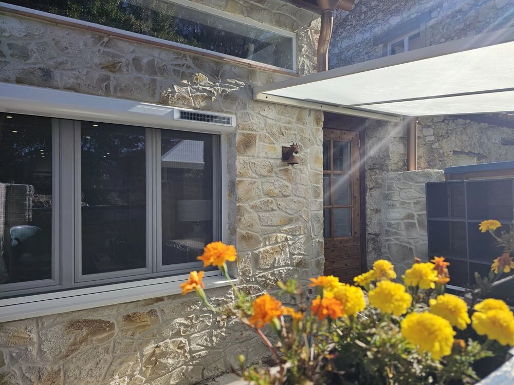 Location Appartement SERANON : Studio mezzanine en duplex avec terrasse et parking Séranon