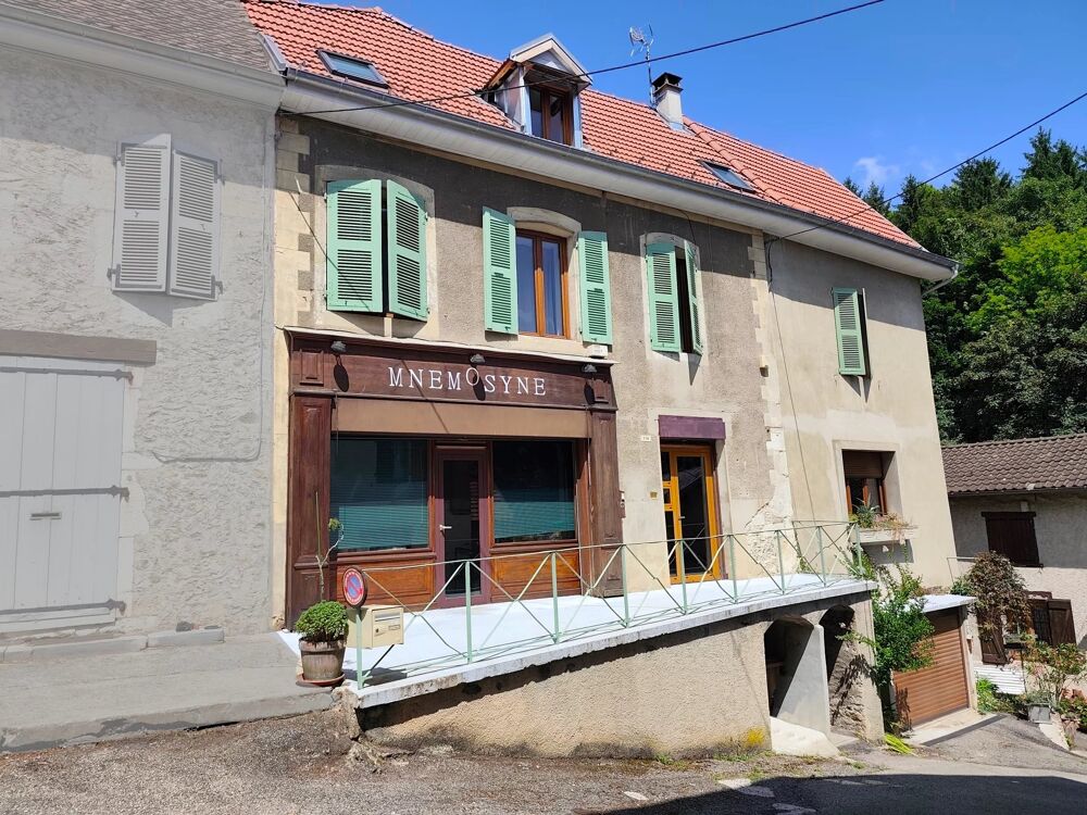 EXCLUSIVITÉ - MAISON BOURGEOISE EN COEUR DE VILLAGE