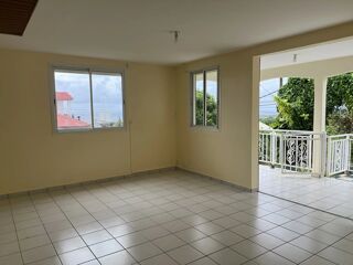  Appartement � louer 4 pi�ces 80 m� Capesterre-belle-eau