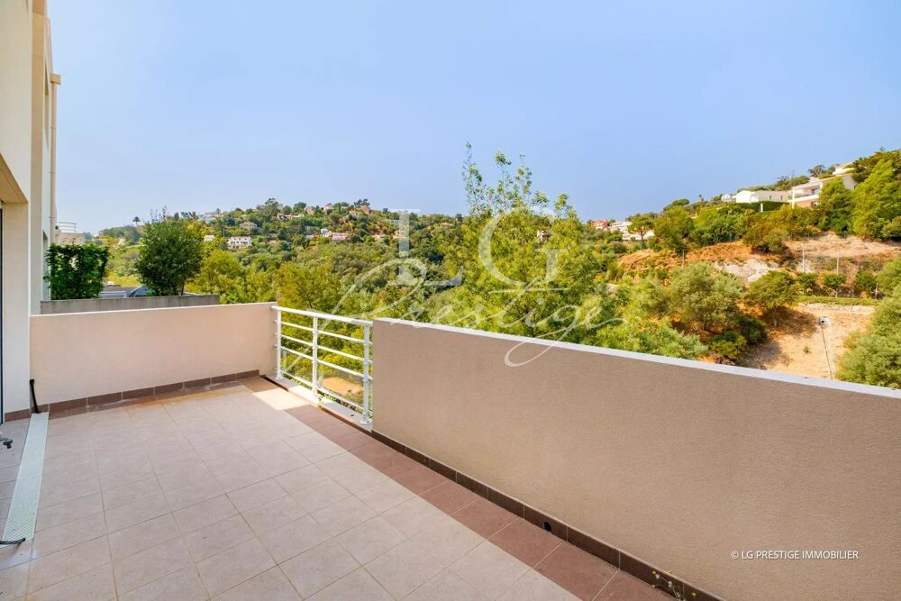 Vente Appartement appartement 2 pièces domaine sécurisé Mandelieu-la-napoule