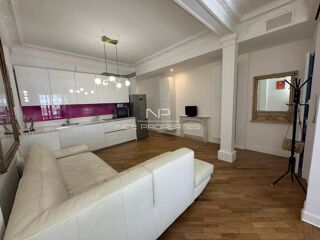  Hôtel Particulier à vendre 6 pièces 122 m² Nice