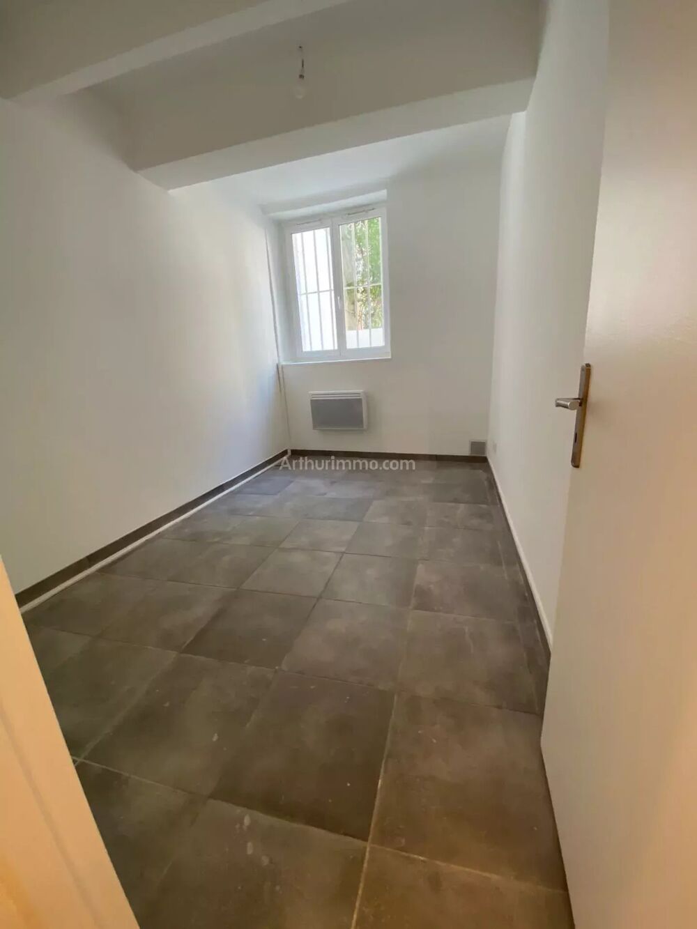 Location Appartement Appartement T3 avec jardinet Aubagne