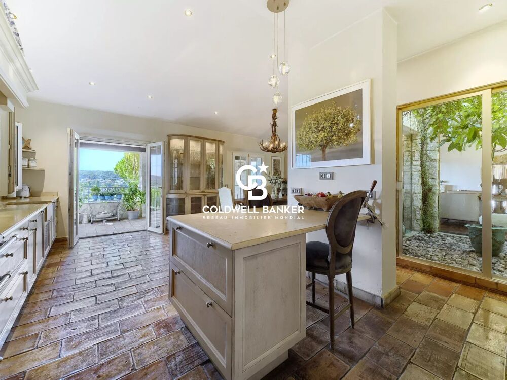 Maison 7 pièces - 300 m2 - Saint Paul de Vence