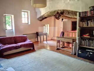  Maison � vendre 9 pi�ces 266 m�