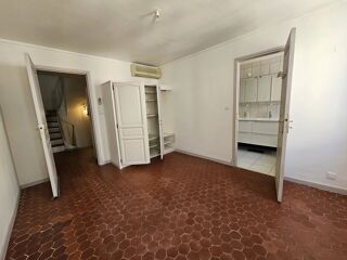  Appartement à louer 4 pièces 90 m²