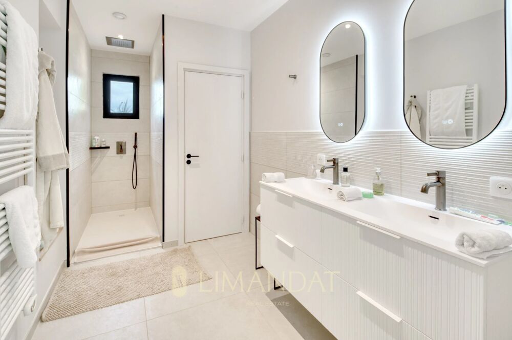 à vendre  Villa Cannes (06400)