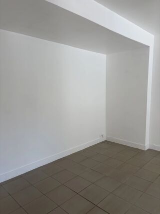  Appartement à louer 2 pièces 50 m²