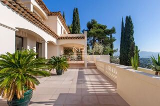  Villa à vendre 7 pièces 311 m²