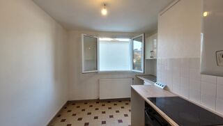  Appartement à louer 3 pièces 53 m²