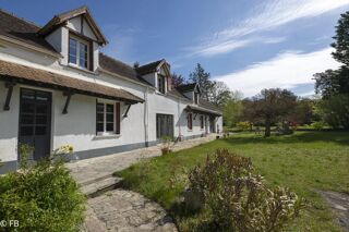  Maison à vendre 10 pièces 216 m²