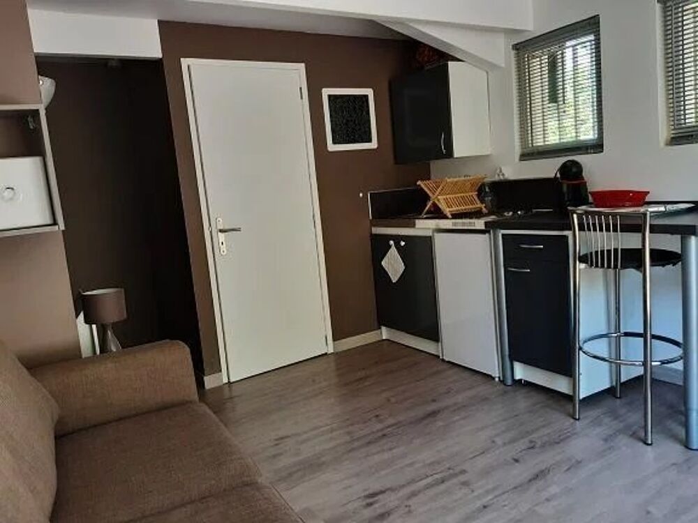 Location Appartement Studio meublé de 25m² avec accès piscine et pool house Fréjus