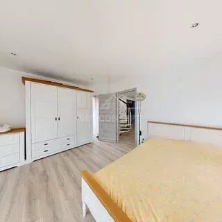  Maison � vendre 7 pi�ces 195 m�