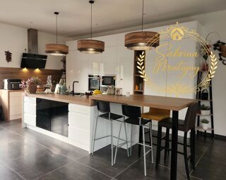  Maison � vendre 7 pi�ces 240 m�