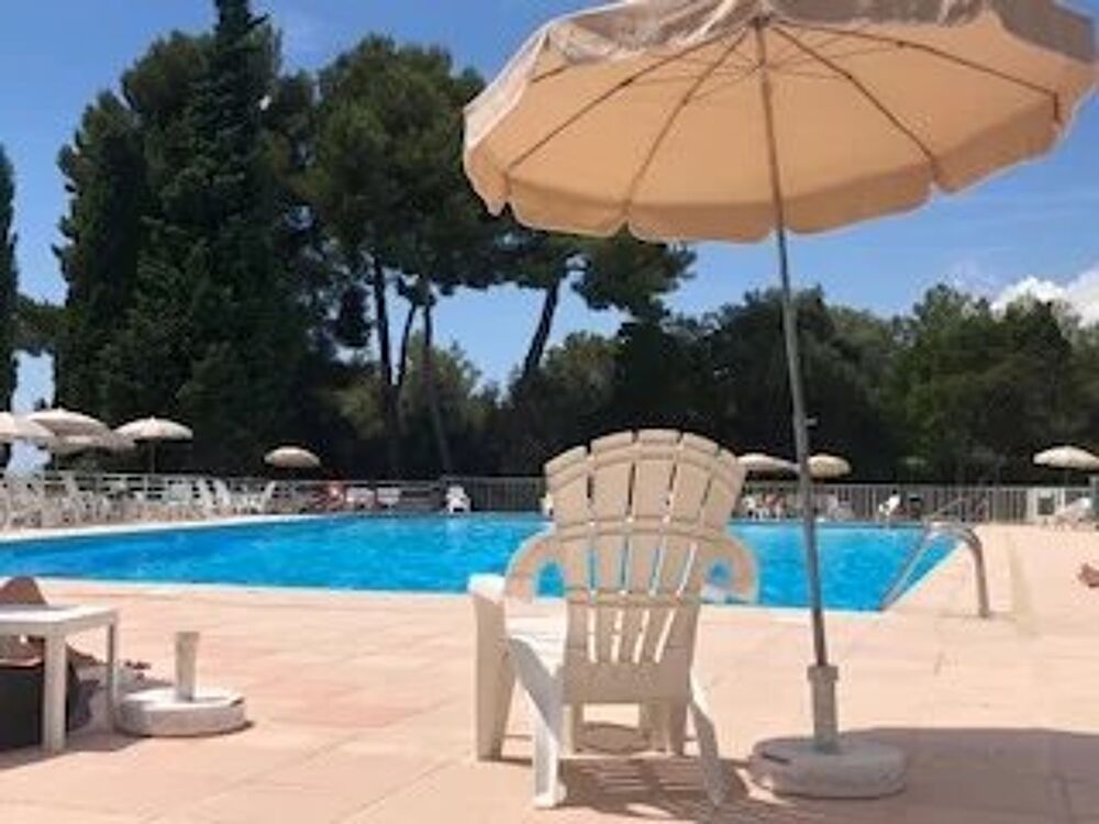 Location Appartement Beau deux pièces avec vue panoramique, piscine et tennis Nice