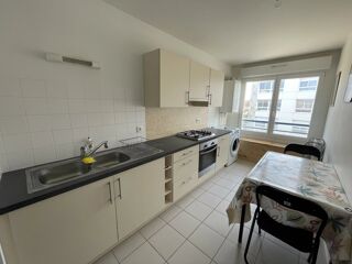  Appartement à louer 2 pièces 44 m²