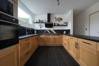  Maison à vendre 8 pièces 141 m²