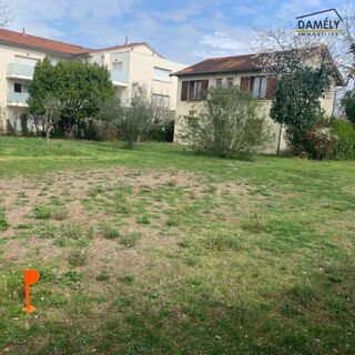  Terrain à vendre 548 m²