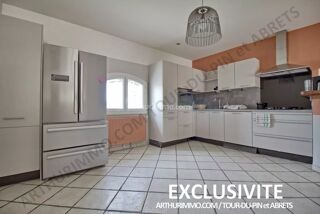  Immeuble à vendre 8 pièces 248 m²