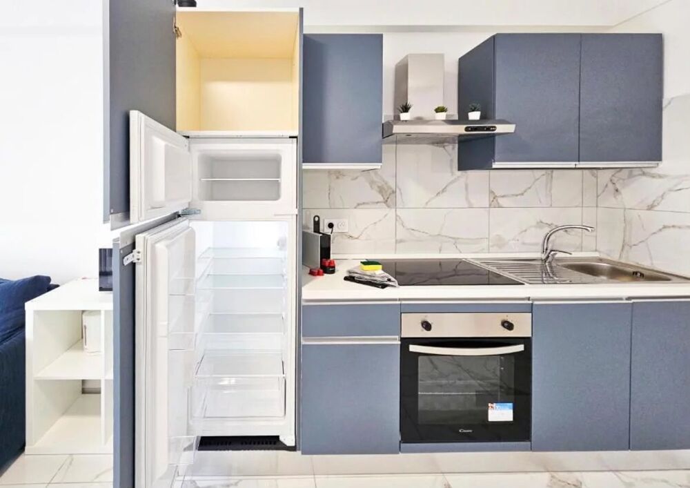 Location Appartement Magnifique 4 pièces avec deux salles d'eau situé à deux pas de l Nice